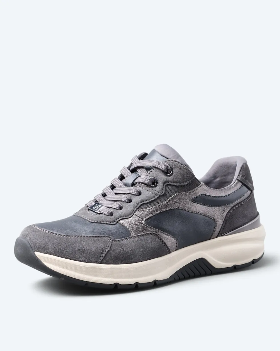 Sneaker mit Rollmotion Sohle