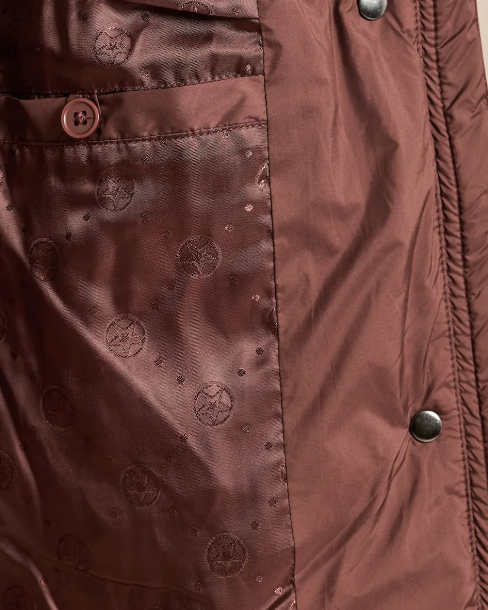 Steppjacke mit abnehmbarer Kapuze