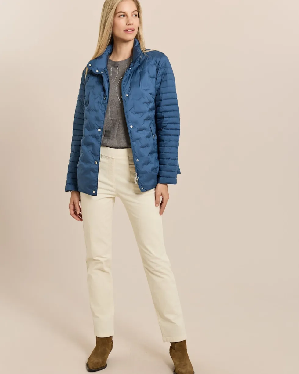 Steppjacke mit organischen Reliefs