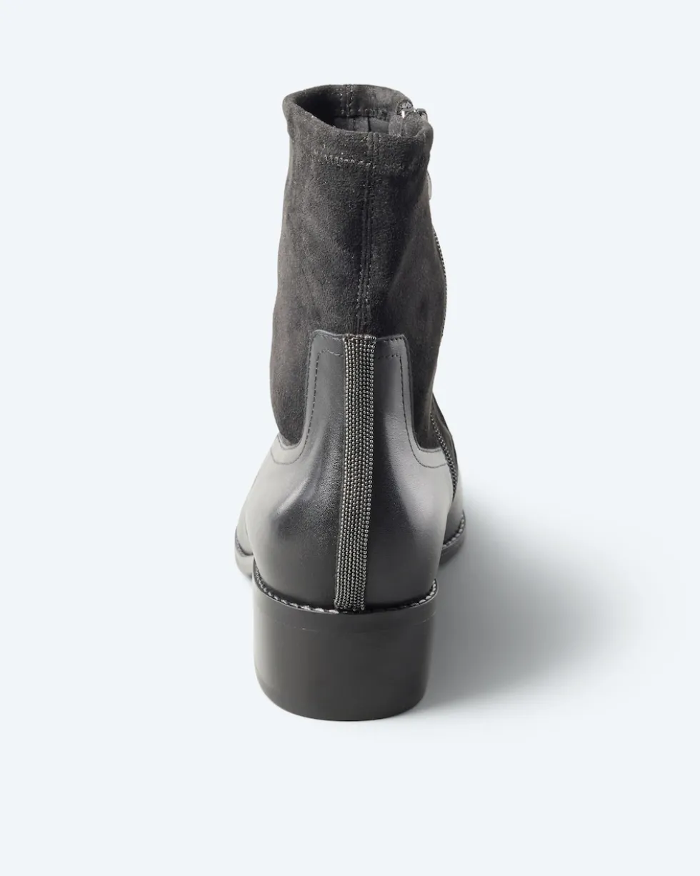 Stiefelette mit kleinem Absatz
