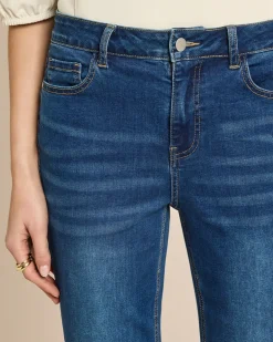 Straight Leg Cropped Jeans