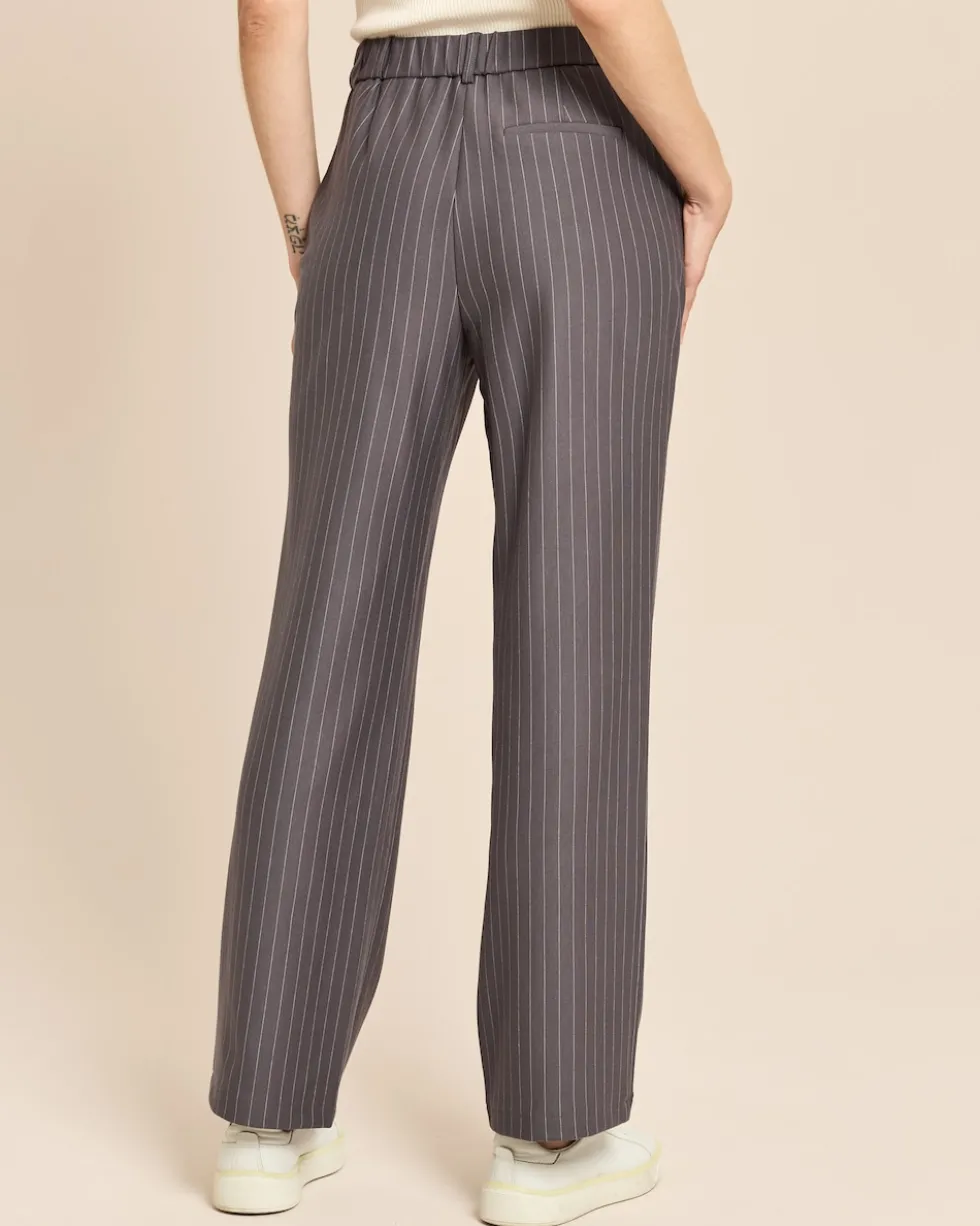 Straight-Leg-Hose mit Nadelstreifen