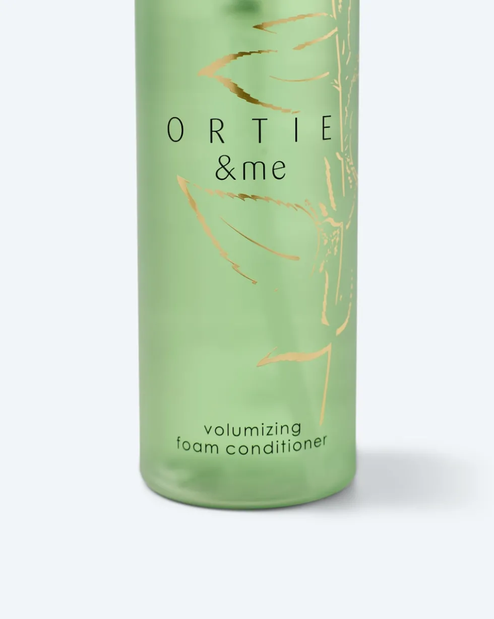 Volumizing Foam Conditioner