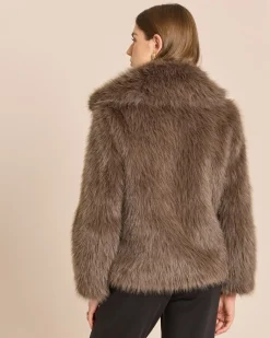 Webpelzjacke mit breitem Kragen