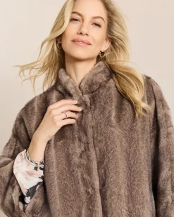 Webpelz-Poncho