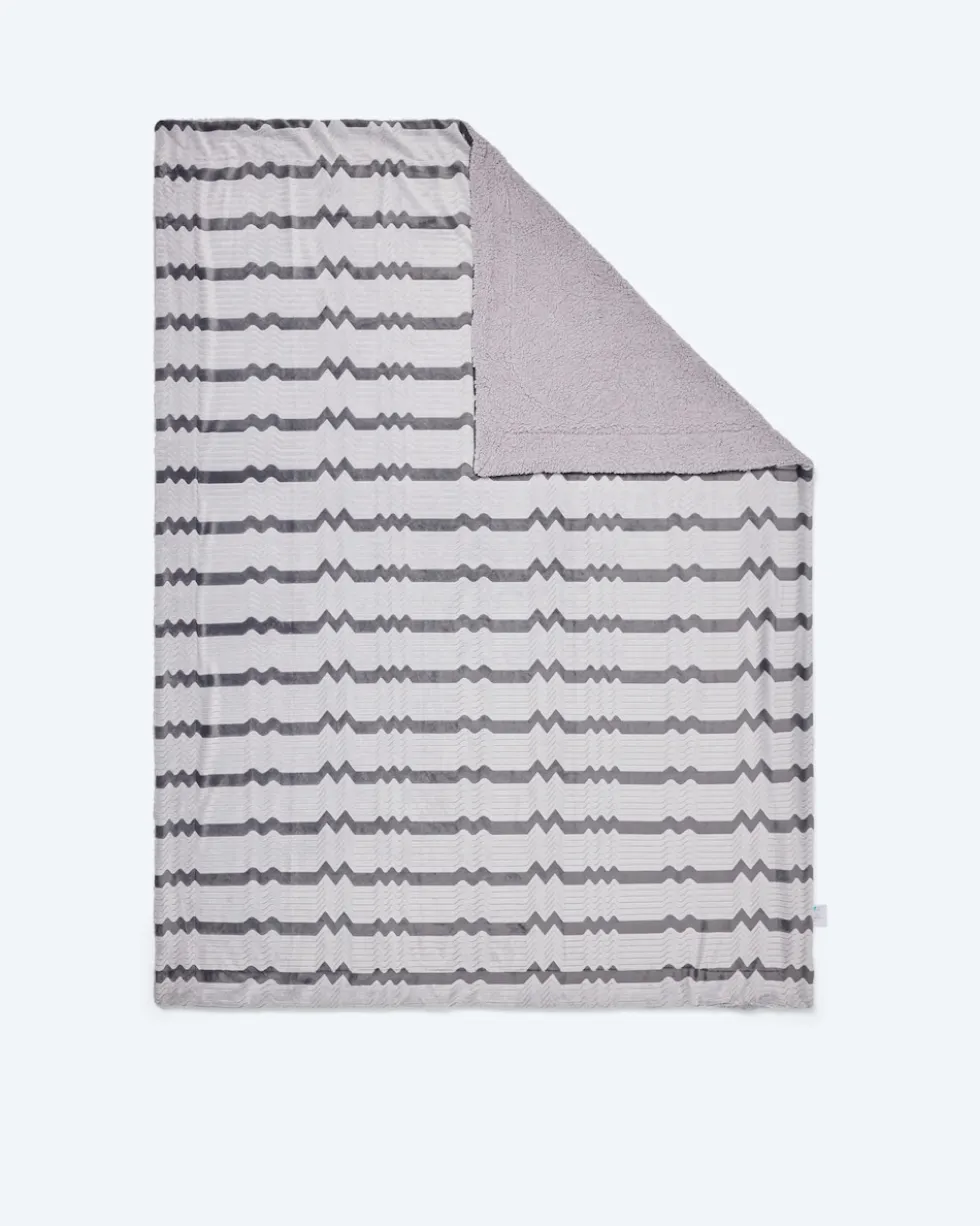 Wendedecke in Lammfell-Jacquard-Optik
