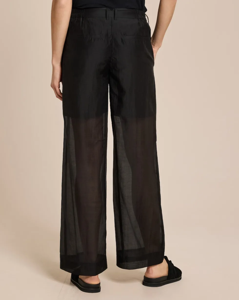 Wide Leg Hose