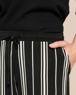 Wide Leg Hose im Streifendesign